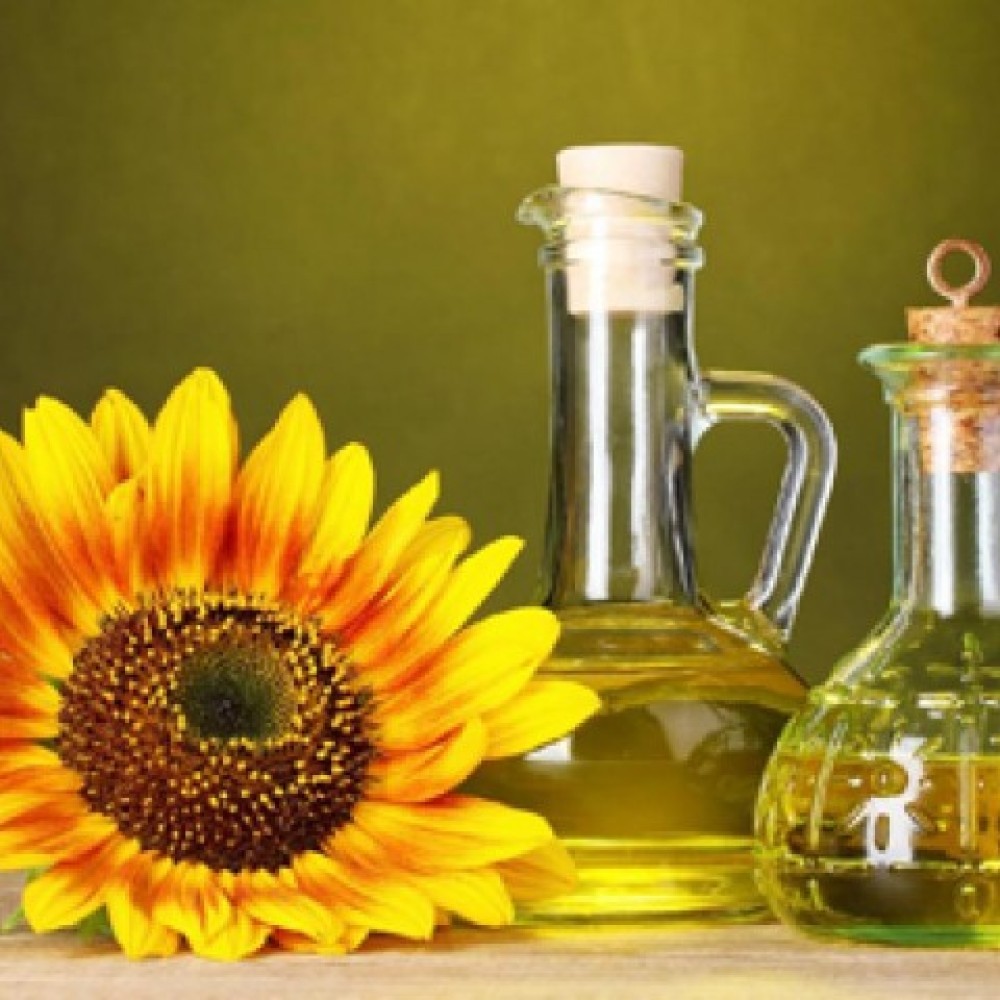 Crude sunflower oil